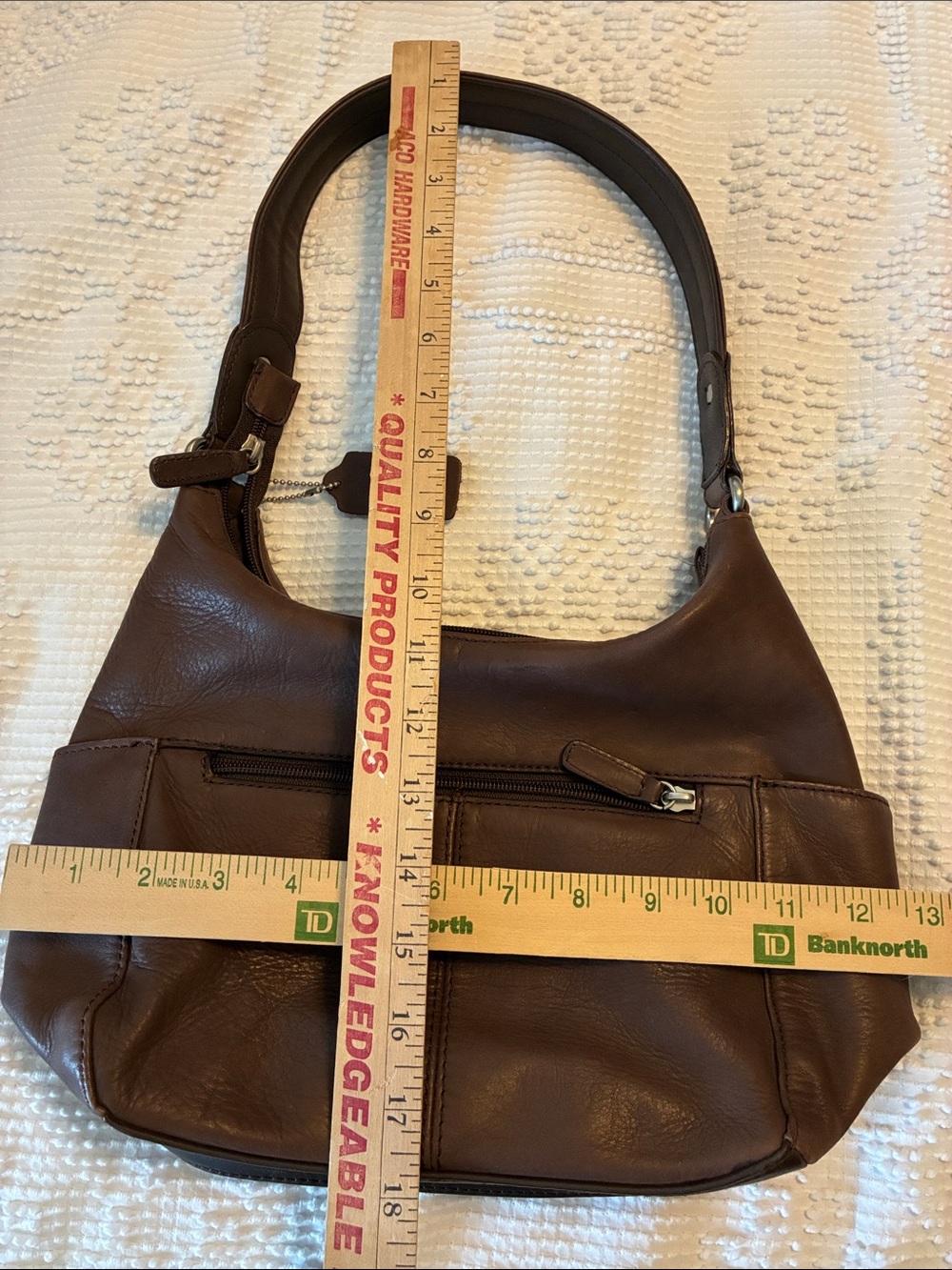 St. John's Bay Brown Leather Shoulder Bag with Front Zip - Picture 2 of 9